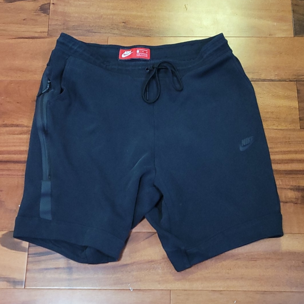 Nike Tech Fleece Shorts